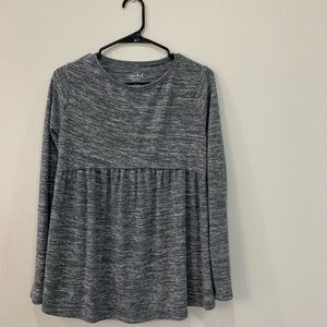 Long sleeve maternity shirt